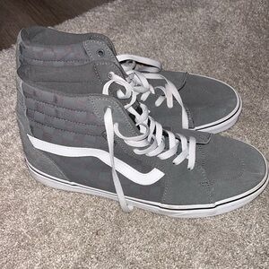 Men’s high top vans
